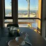 Дом отдыха With Panoramic Views In Turufjell